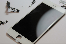 Hỏi đáp số 11: Sửa iCloud iPhone rất dễ dàng? Thay màn hình có bền không?