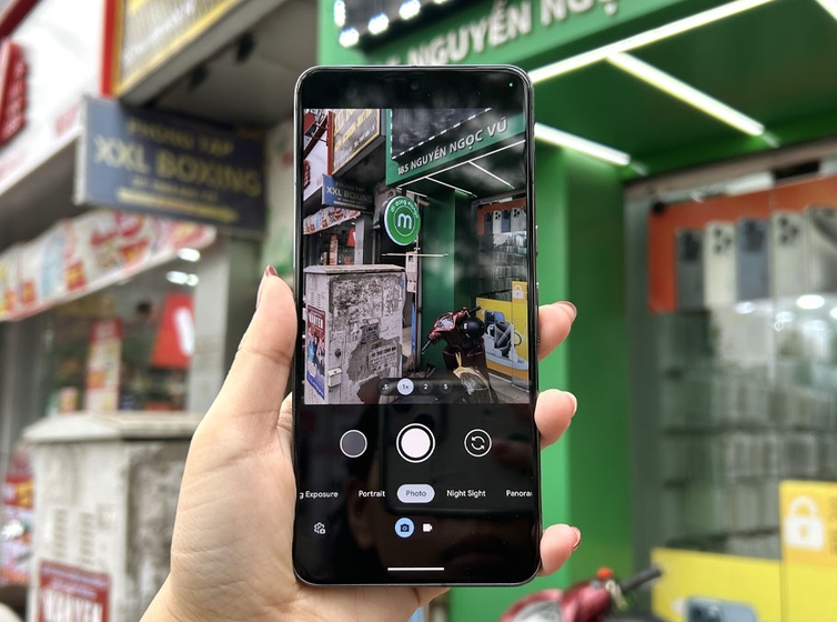 Đừng bỏ lỡ 4 tính năng AI trên Pixel 8 Pro giúp bạn sử dụng điện thoại thông minh hơn